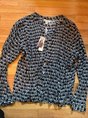 Charlie Paige Navy and Cream Floral Button-Front Blouse